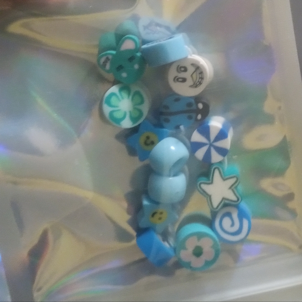 Charming Blue and White Kids Bead Bracelet Set